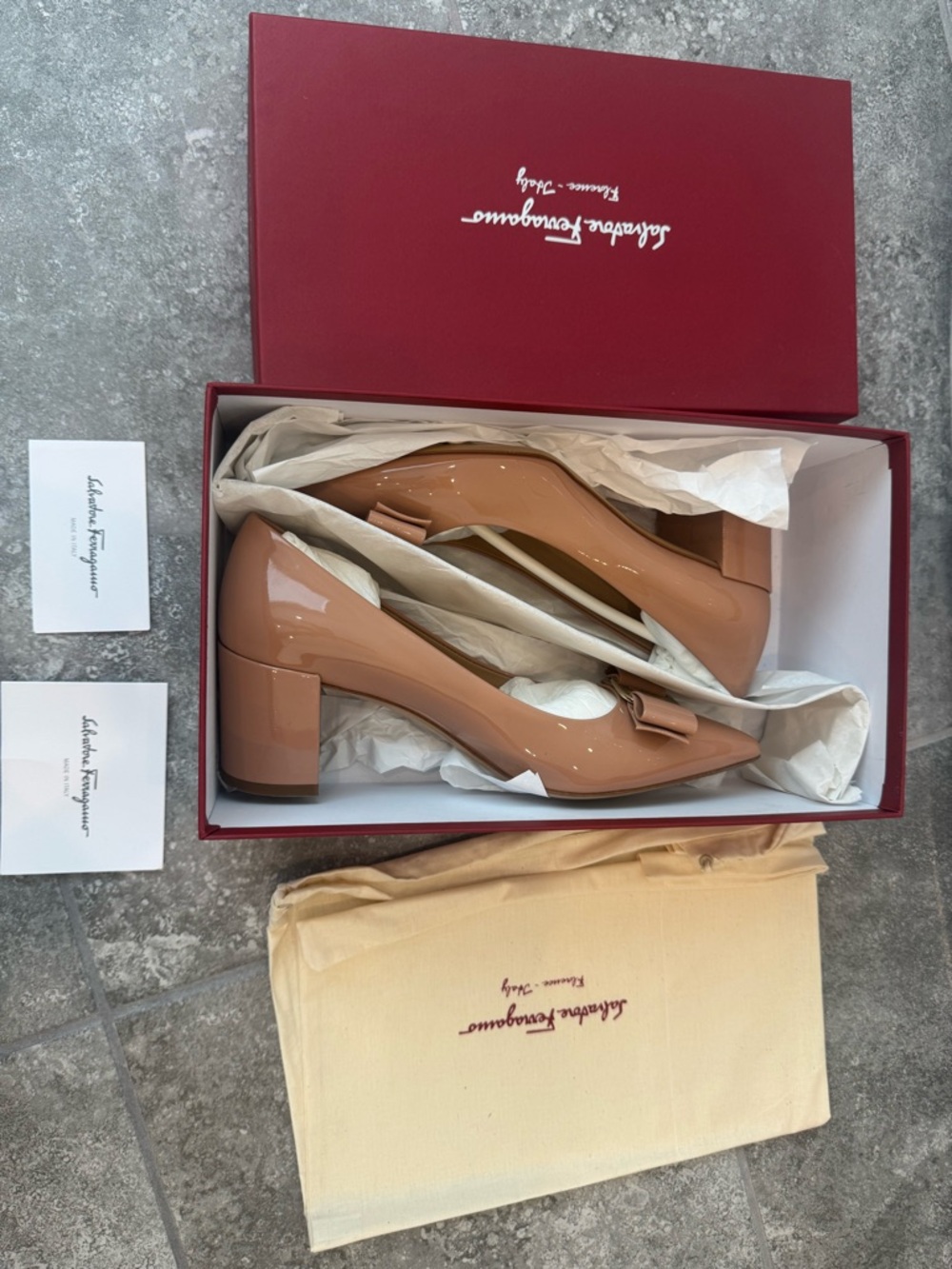Salvatore Ferragamo Vara Bow Nude Blush Patent Leather Block Heels Alice 55 - Picture 3 of 15